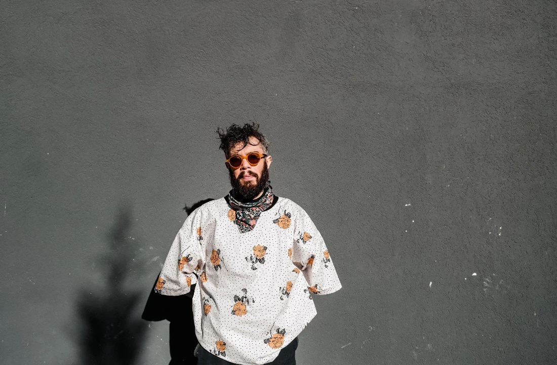 Man wearing a printed Boxy Fit T Shirts style with relaxed cut and modern streetwear presentation