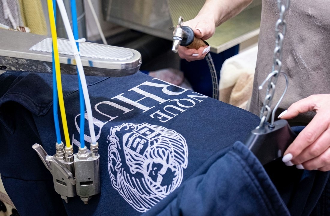 Garment printing process for heavyweight hoodie decoration