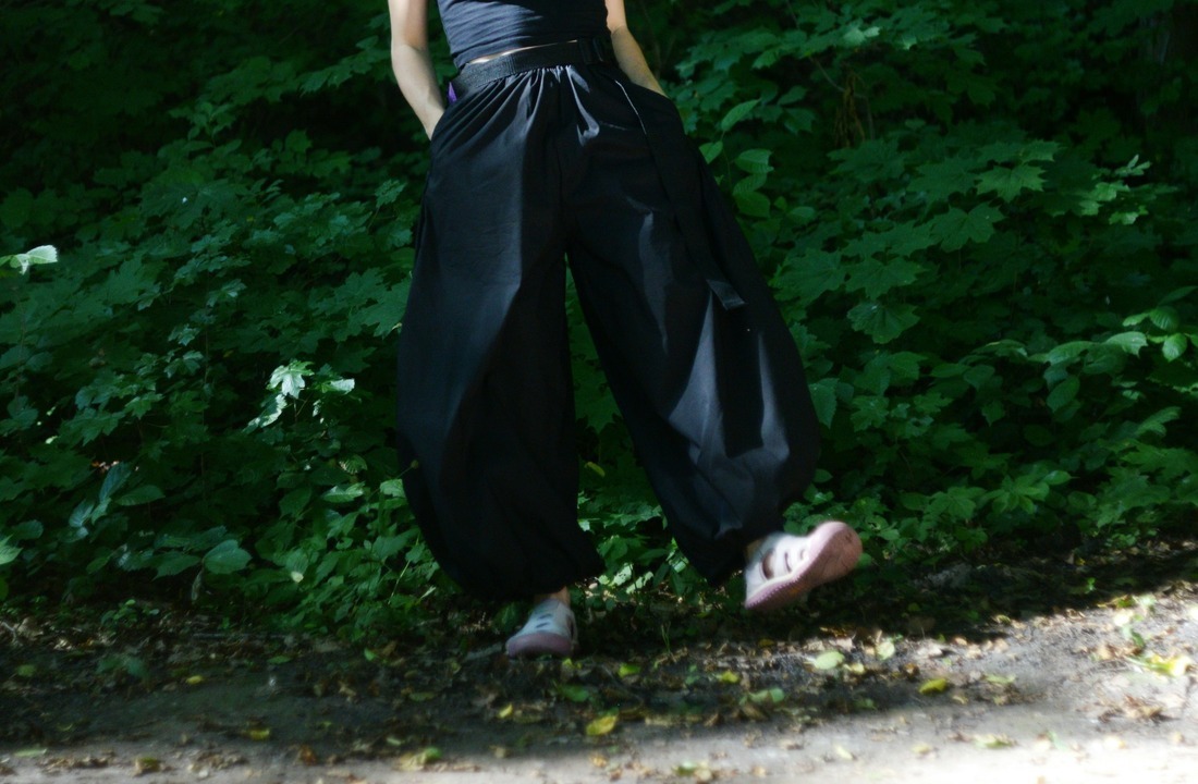 Baggy streetwear pants showing wide-leg volume and drape