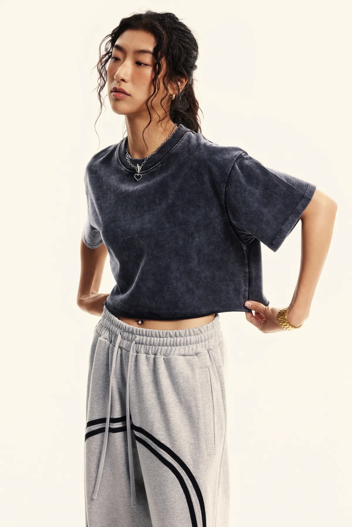  Women's Crop Top T-shirt - Thumbnail Image